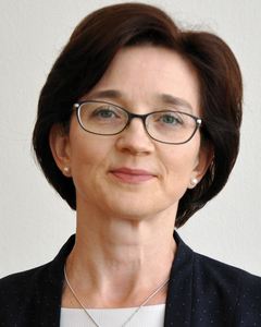 dr hab. Joanna Smarż, prof. UTH